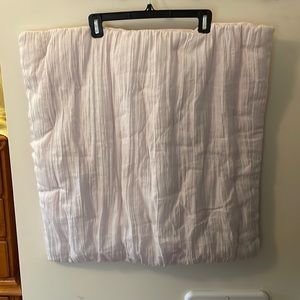 Set of 2 West elm blush euro sham pillow cases